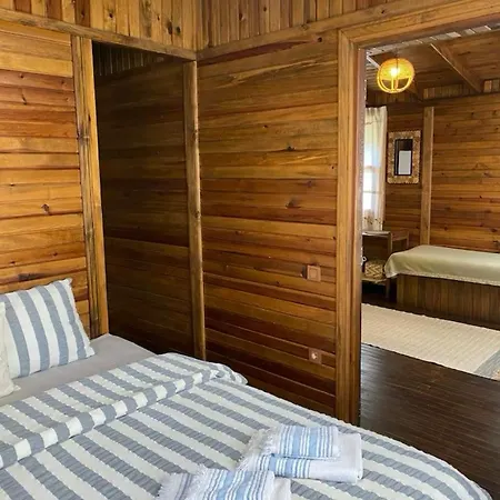 Wooden House Kybele Chalet Sirince