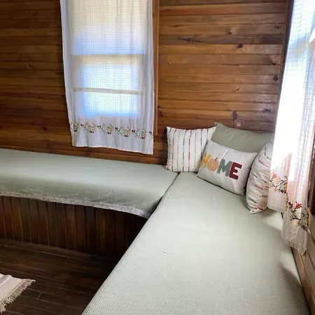 Wooden House Kybele Chalet *