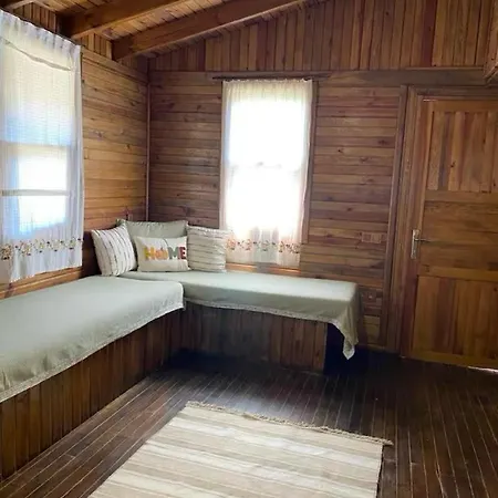 Chalet Wooden House Kybele Sirince